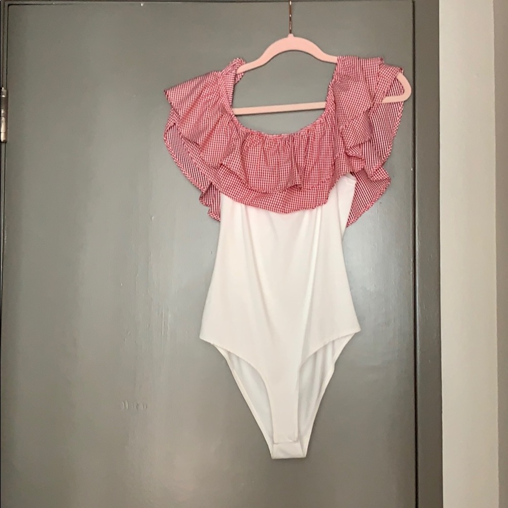 Off the shoulder Checkered Bodysuit